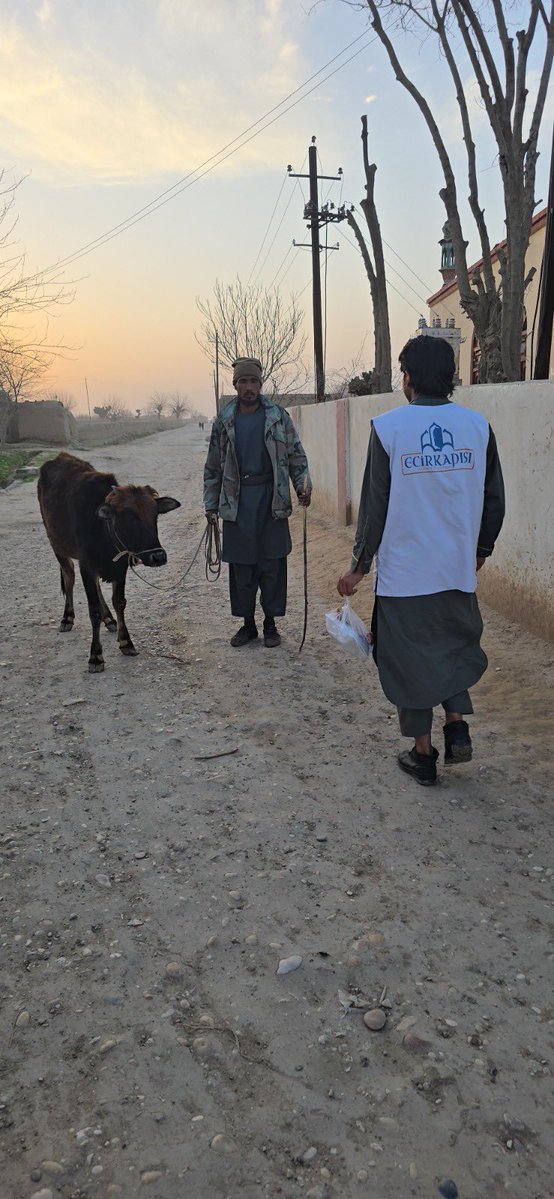 📍 AFGHANISTAN – IFTAR MEAL

As the Ecir Kapısı Association, we provided iftar meals at orphanages in Afghanistan.

With your support, we continue to share the blessings of Ramadan.

We pray that our Lord accepts the donations of our brothers and sisters who contributed to this