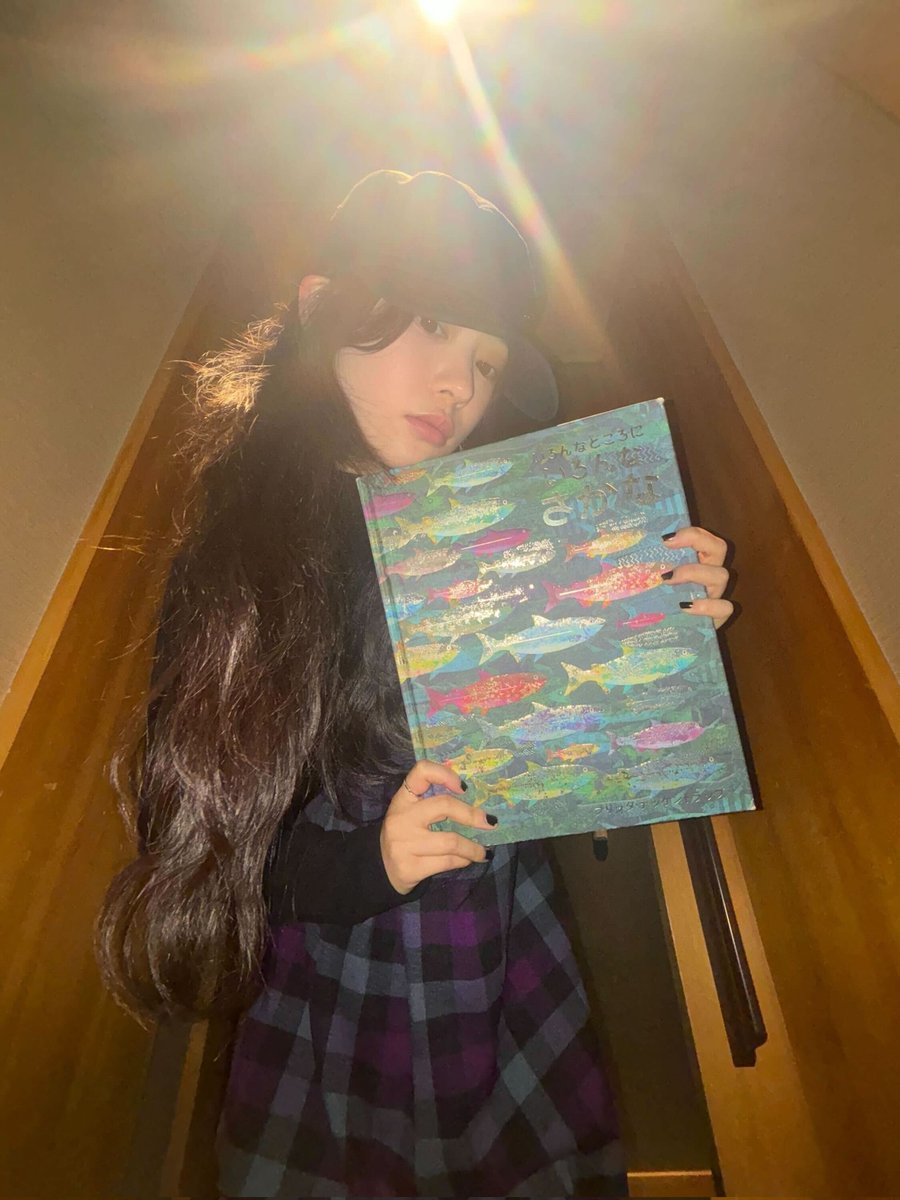 ILLIT WEVERSE tweet media