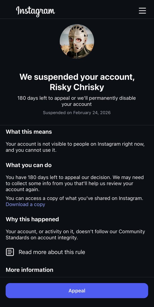 Risky Chrisky tweet media