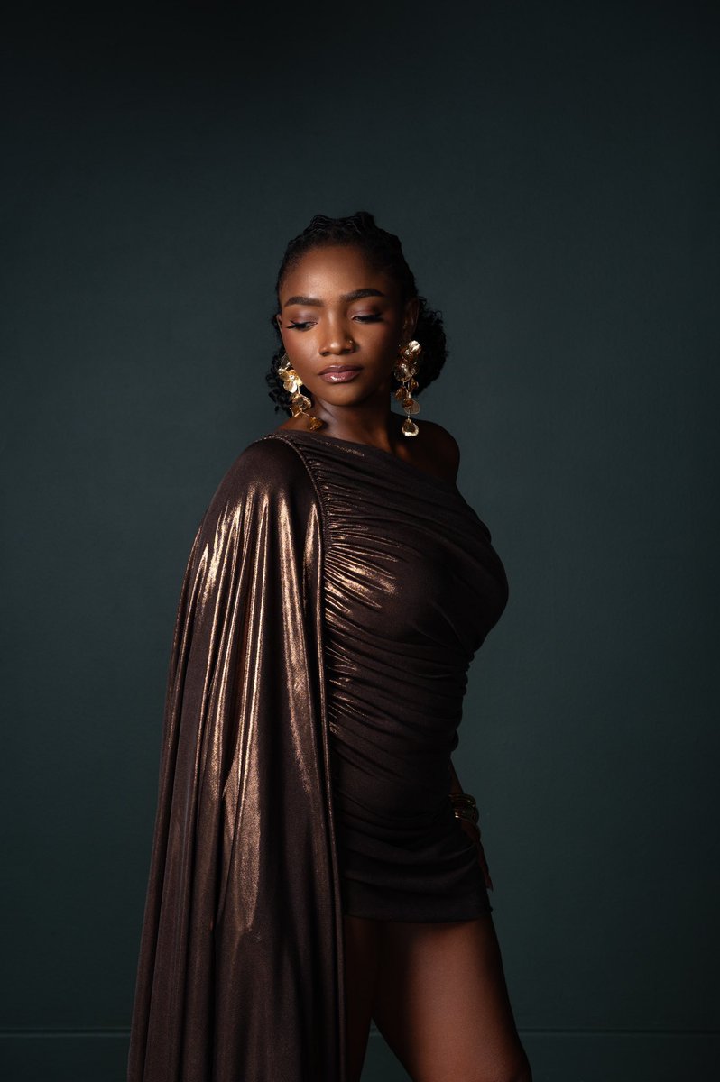 AYOMIPOSI 👑 tweet media