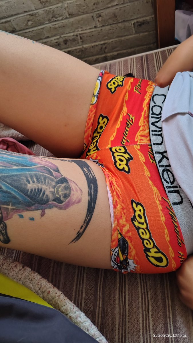 Pareja Hot tweet media