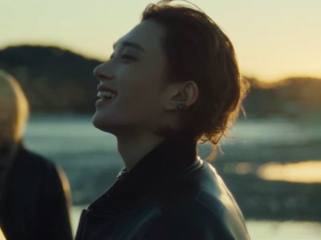 진심 니얼굴공화국이네요