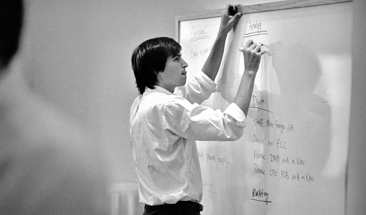 Basic Apple Guy tweet media