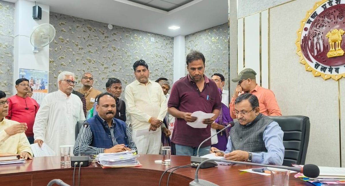 Rewa Commissioner tweet media