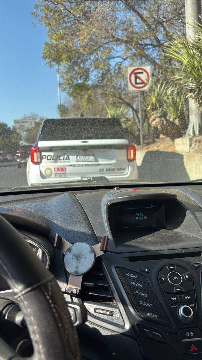 MattDomPe's tweet photo. @SSC_CDMX Fui extorsionado por dos policías, me exigieron que les transfiriera 6,520 mxn el pasado martes 11 de febrero a las 9:20am, exactamente en la ubicación que adjunto.
¿Me pueden ayudar?
https://t.co/EjVa15vTjC https://t.co/MXRlz9at2j