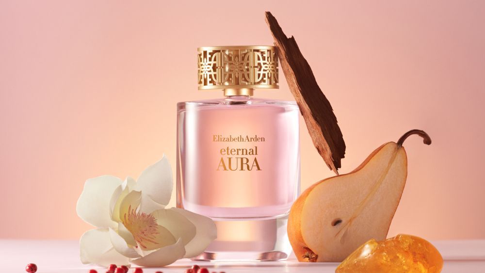 glittermagazine's tweet image. Elizabeth Arden taps Leighton Meester as the face of their new fragrance Eternal Aura. 💐🎀

#LeightonMeester #ElizabethArden #EternalAura