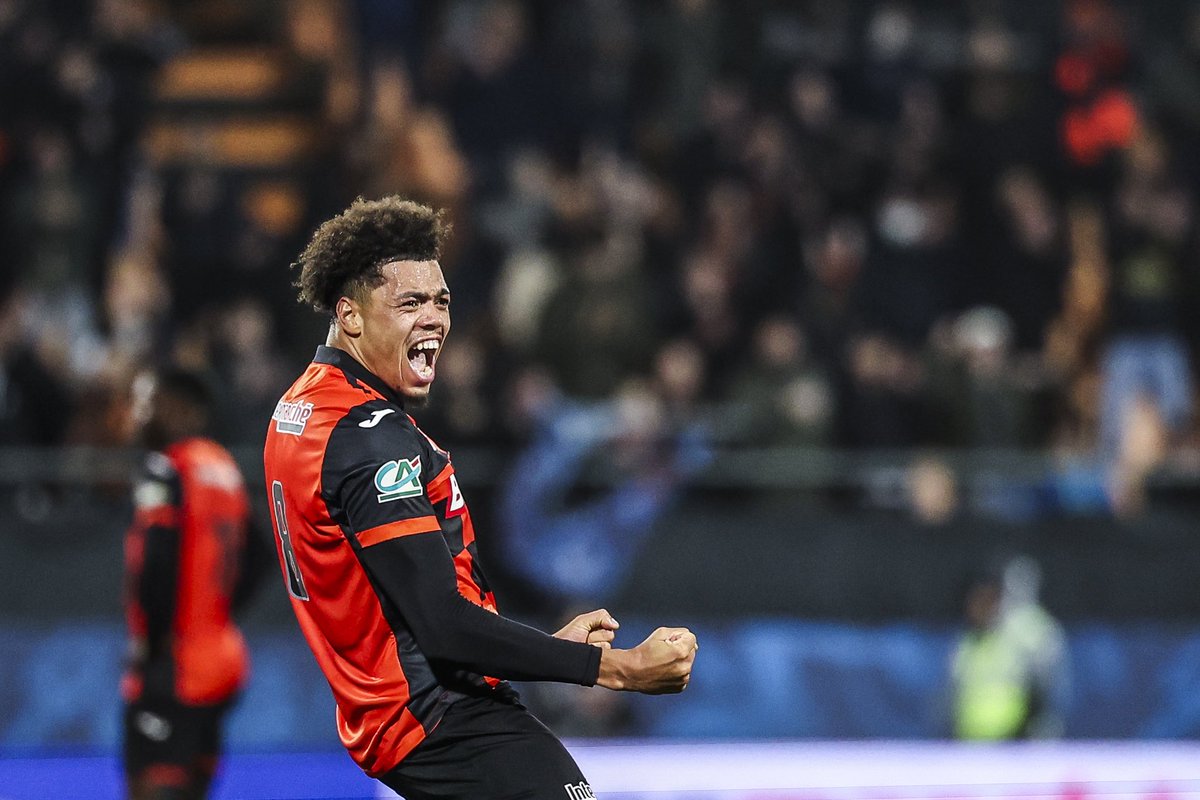 Le parcours de Noah Cadiou 🇬🇵 (𝟭𝟵𝟵𝟴) 𝗔 𝗗𝗘 𝗤𝗨𝗢𝗜 𝗜𝗡𝗦𝗣𝗜𝗥𝗘𝗥 ceux qui n’ont pas fait de centre de formation ! 🤯🧡

▫️ 𝟮𝟬𝟭𝟴 : R4 puis N3 à l’Olympique Marcquois
▫️ 𝟮𝟬𝟭𝟵 : N1 à Boulogne, qui le recrute après un gros match contre eux 
▫️ 𝟮𝟬𝟮𝟭 : N1 au Red