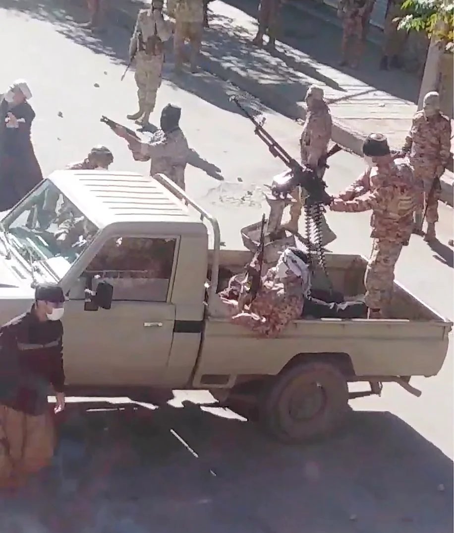 jd_sauvage's tweet photo. GM my Droogs!
Today is #TechnicallyTuesday.
Anyone with access to a pickup truck and a belt fed weapon technically has access to a tactical vehicle. https://t.co/b9x5Yblcot