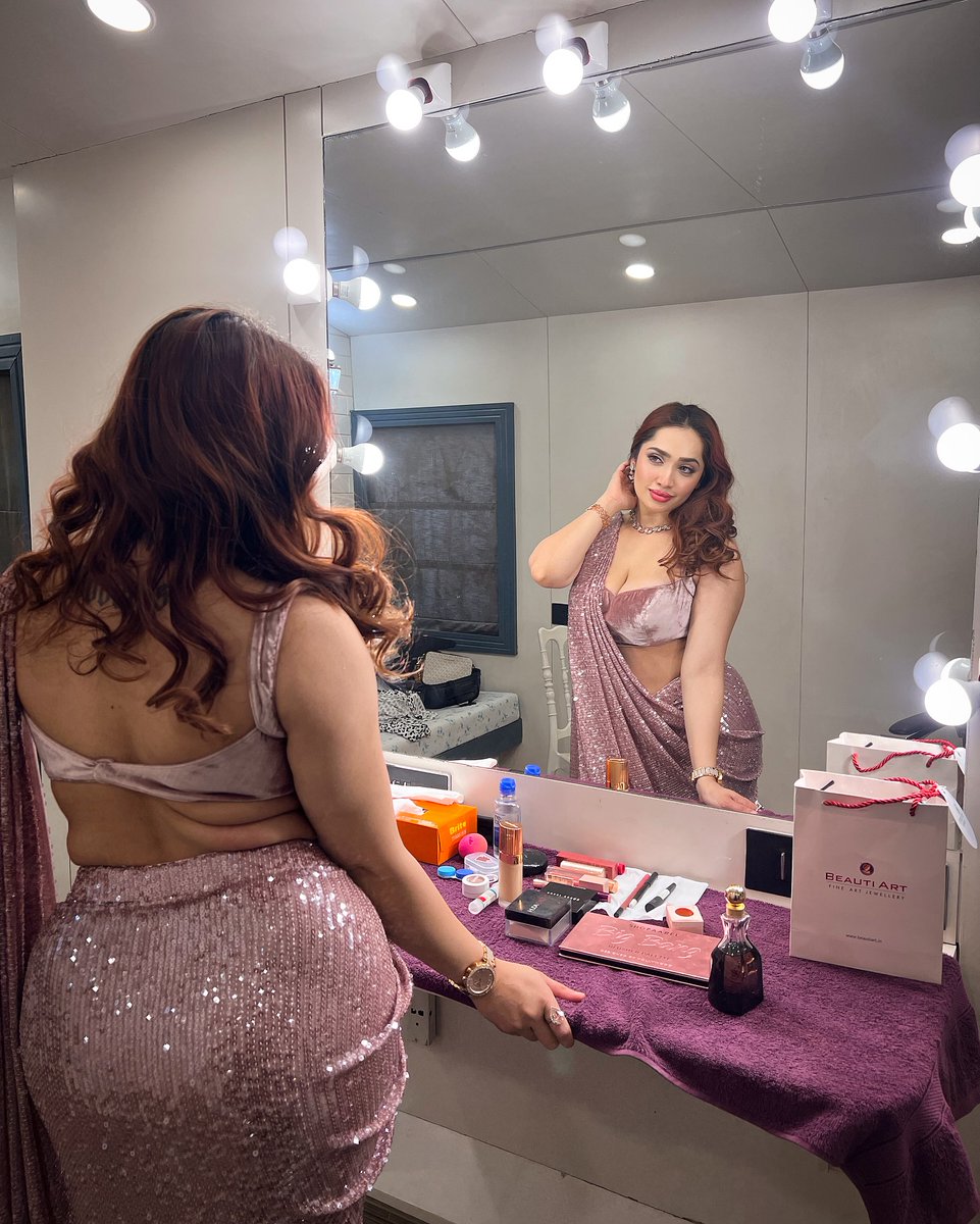 AditiMistryhot's tweet image. Finale look💫✨

#bigboss #bigboss18 #finale 
#ootd #explore
#fyp #aditimistry