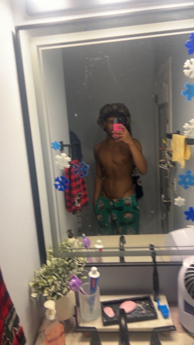 Juju Sanders tweet media