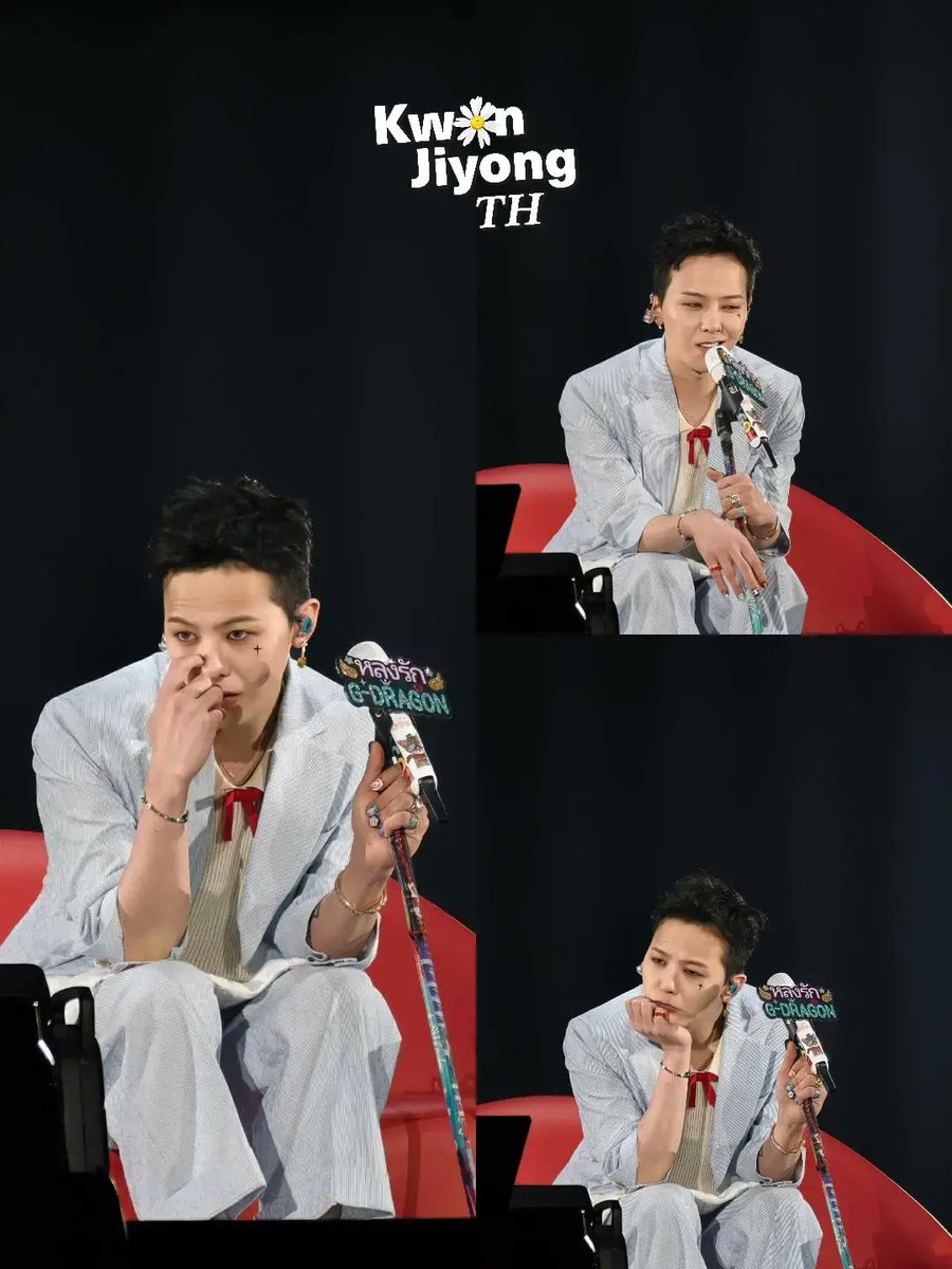ใจฉันยกให้เธอ

[ 21.02.2026 ] DAY 1 💚🤍🩷
2026 G-DRAGON FAM MEETING IN THAILAND 

instagram.com/p/DVJTigxEgtv/

#GDRAGON 
#GDFAMMEETING2026 
#GDRAGONinBKK