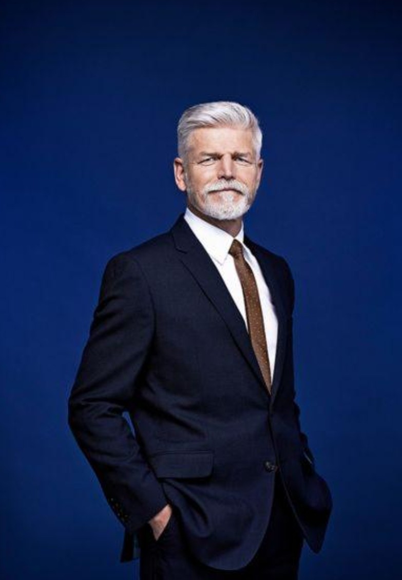 “Ukraine’s membership in the EU and NATO must be guaranteed This is the clearest demonstration of russian failure.” 

- Petr Pavel
President of the Czech Republic 🇨🇿

What great man
😉