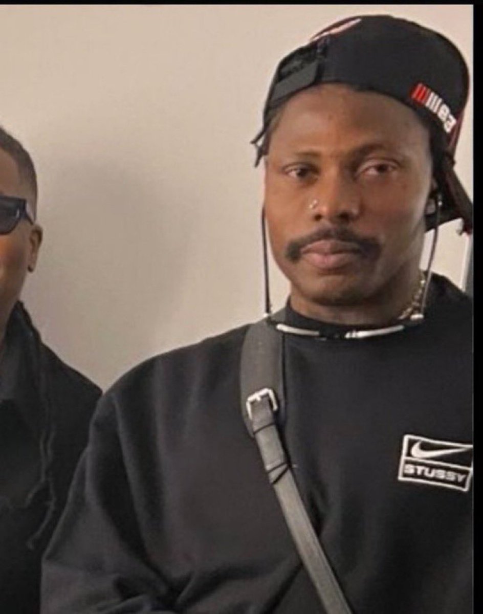 Rave Riley (@adeqtta15895) on Twitter photo 