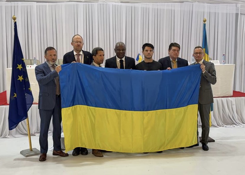 Embajada de España en Guinea tweet media