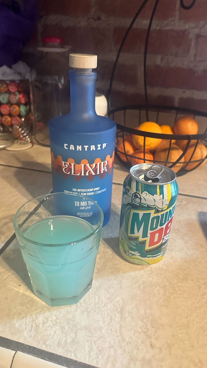 Weed Drinks Guy tweet media