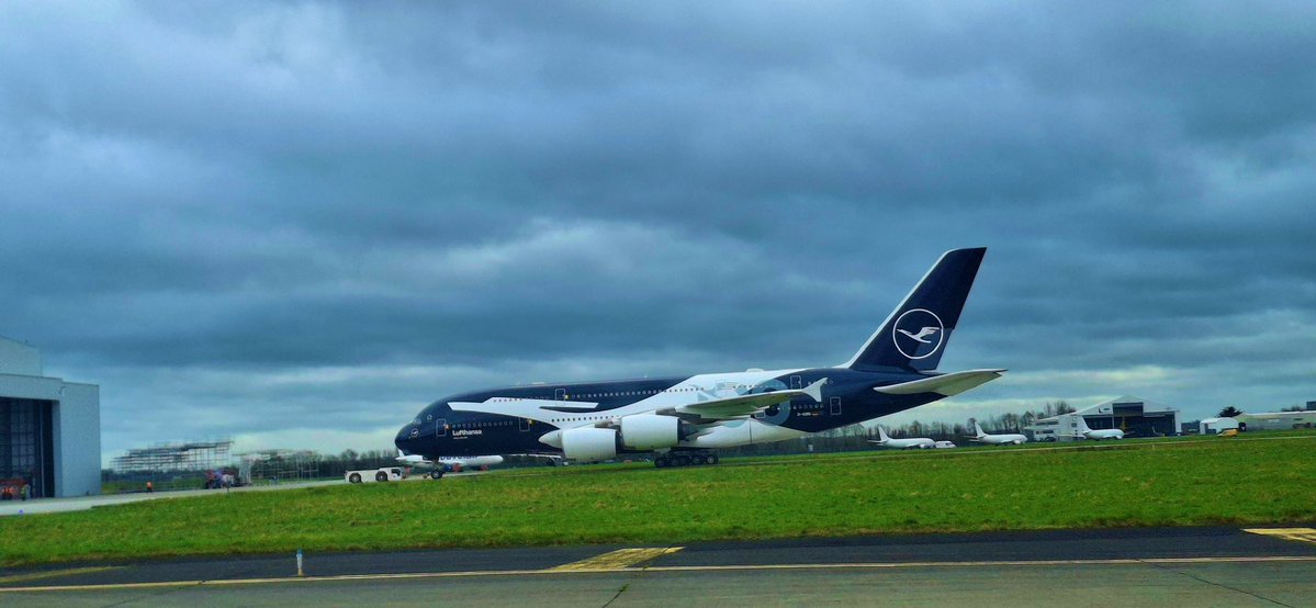 Tune in to <a href="/flightradar24/">Flightradar24</a> if like us you’re a fan of <a href="/lufthansa/">Lufthansa</a> 100 special liveries as this beauty may well be on the move in the very near future do let us know if you spot her😉