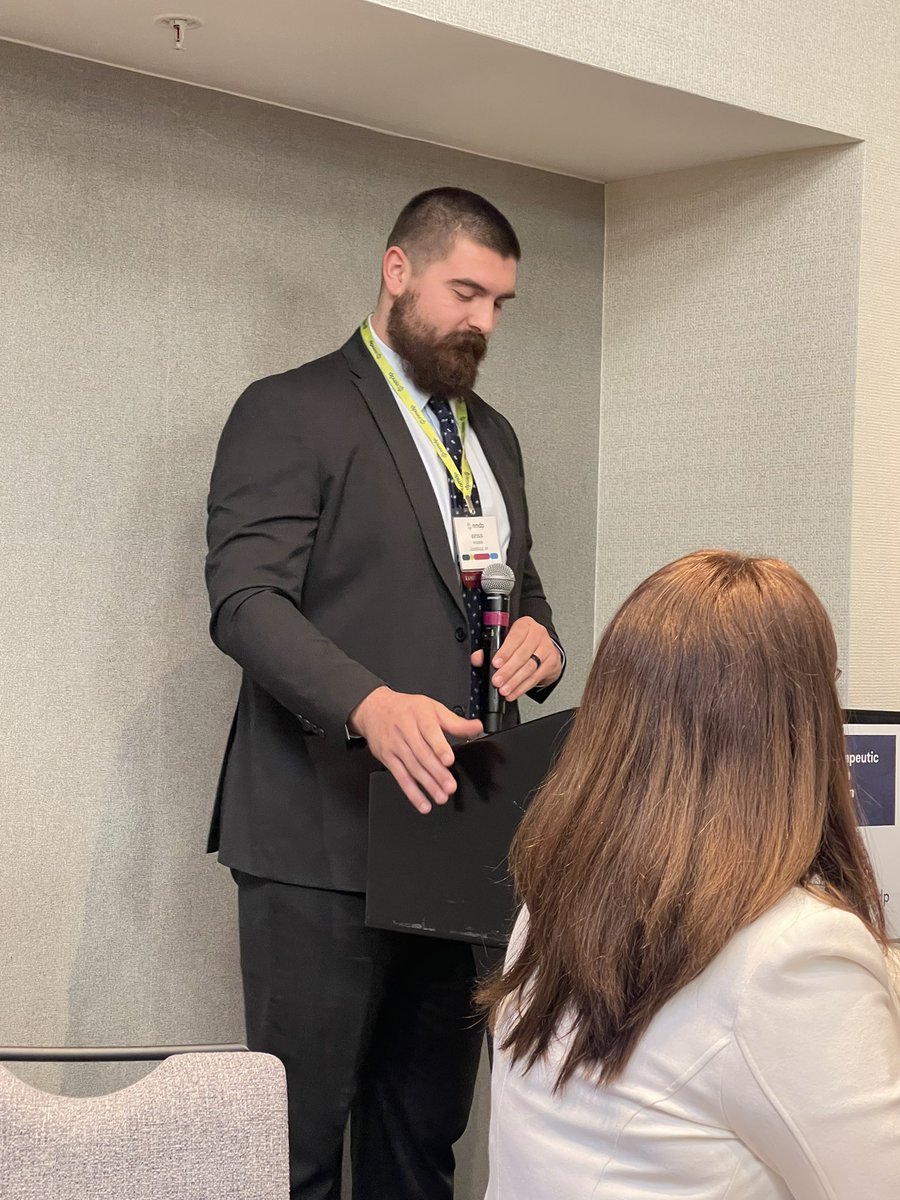 Kelli Lee tweet media