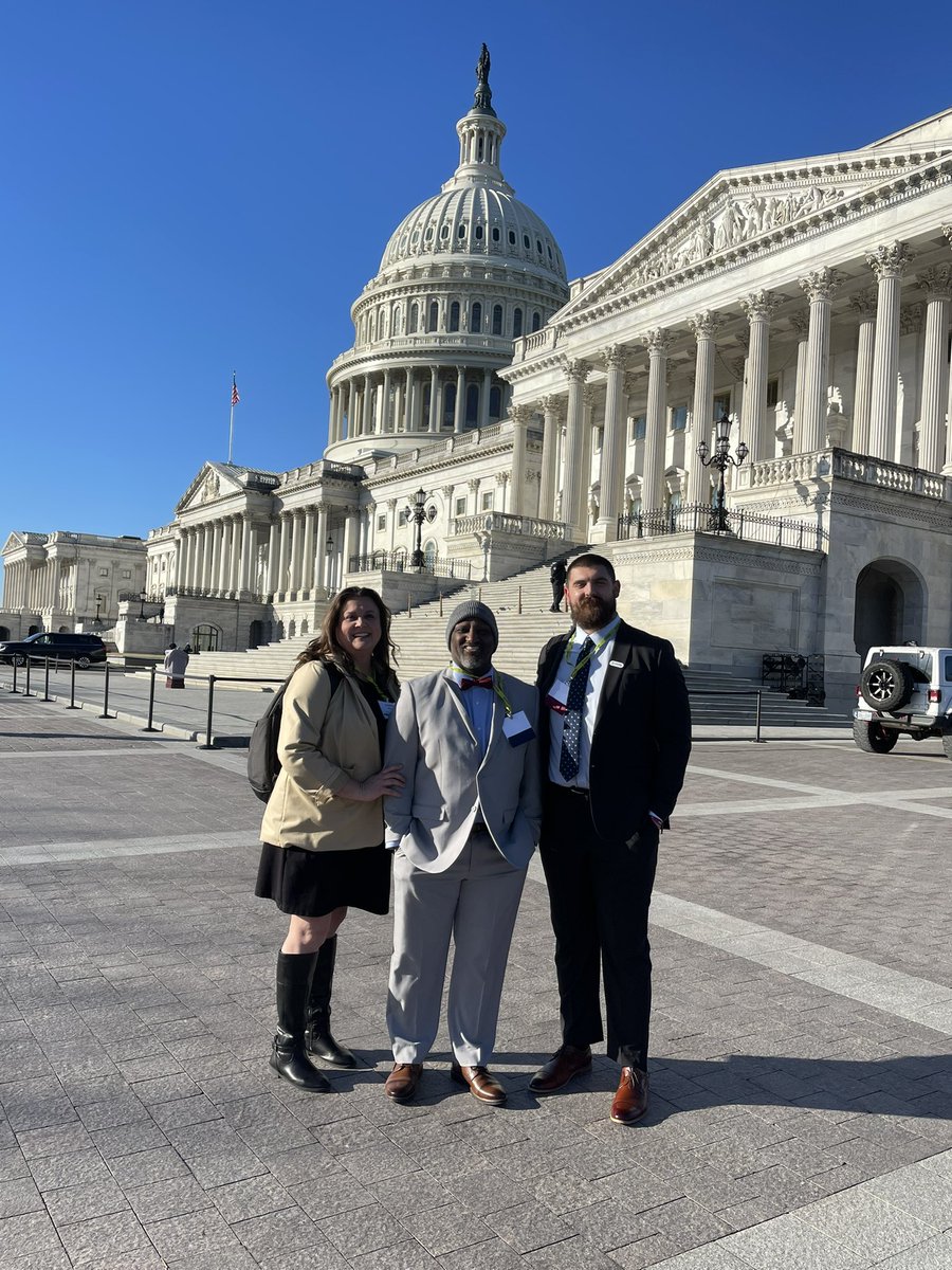 Kelli Lee tweet media