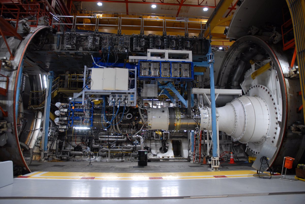 Rolls-Royce America tweet media