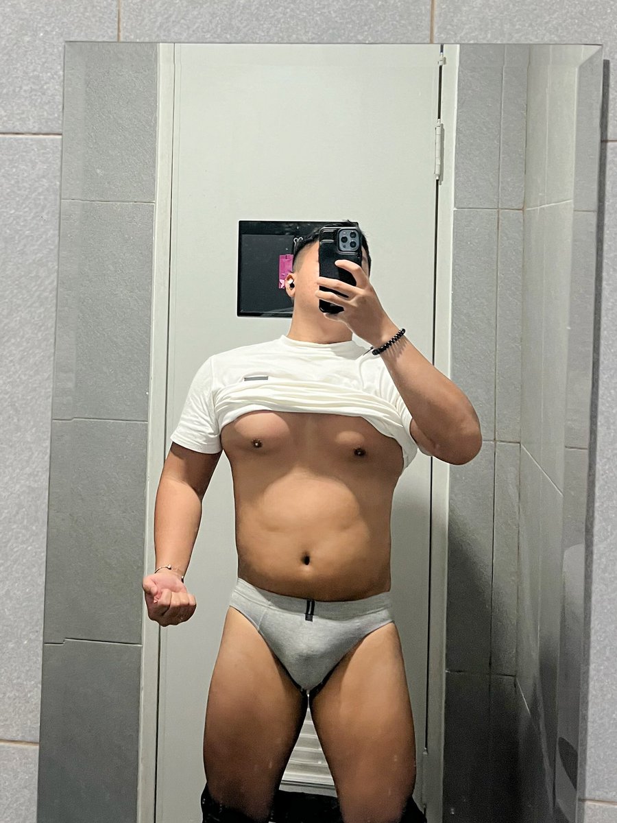 Ardoo (@beeffettucine) on Twitter photo 