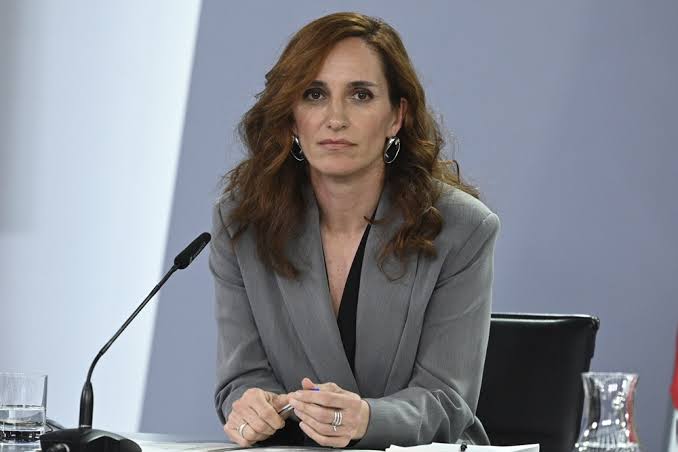 El Consejo Andaluz de Colegios de Médicos (CACM) exige a Mónica García una rectificación pública por extender bulos sobre las huelgas de médicos.

García afirmó en televisión que se estaba desatendiendo a pacientes oncológicos y en tratamiento de diálisis por culpa de las
