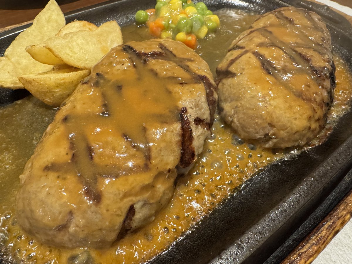 静岡さわやか上位互換のハンバーグレストラン「アルカサール」。長時間並ばずに東京都内で食べられる極上ハンバーグ。その最大量300グラムを食べるという至高の体験をみんなにして欲しい。