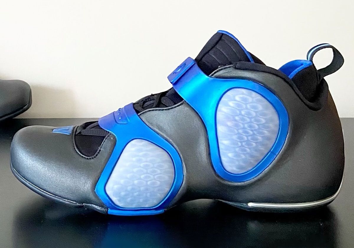SneakerNews's tweet photo. BREAKING: The Nike Air Flightposite III is returning for Spring '27 ⏪ 

ℹ️ Three colorways are expected for its first-ever bring-back -- retail pricing is unconfirmed 

https://t.co/4H6YivQhfU https://t.co/kCNbx1zlJP