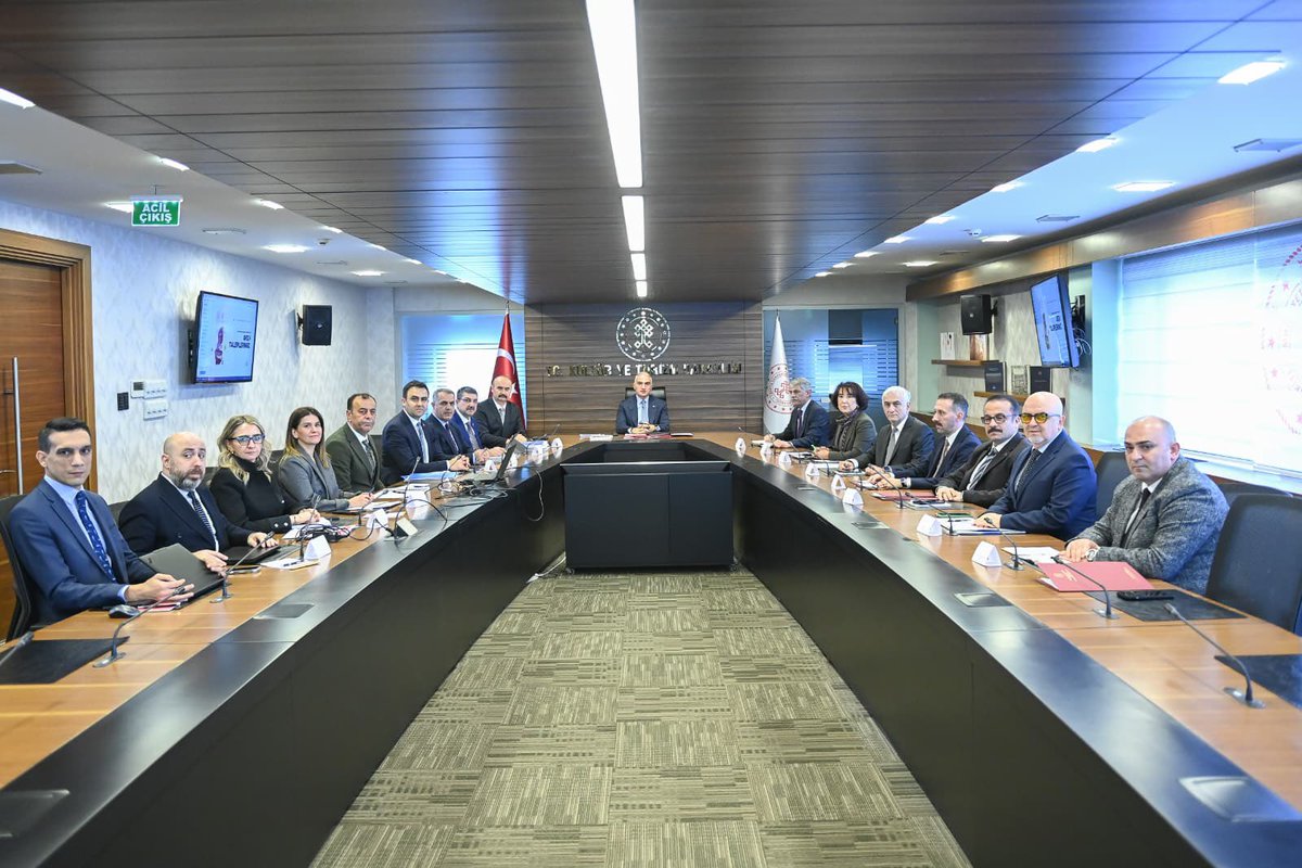 Batman Turizm Master Planı Bakanlıkta Masaya Yatırıldı

Batman’ın tarihi ve doğal zenginliklerinin ulusal ve uluslararası alanda bilinirliğini artırmak amacıyla, Valimiz Ekrem Canalp’in himayelerinde hayata geçirilen ve planlanan projeler, Ankara’da Kültür ve Turizm Bakanımız