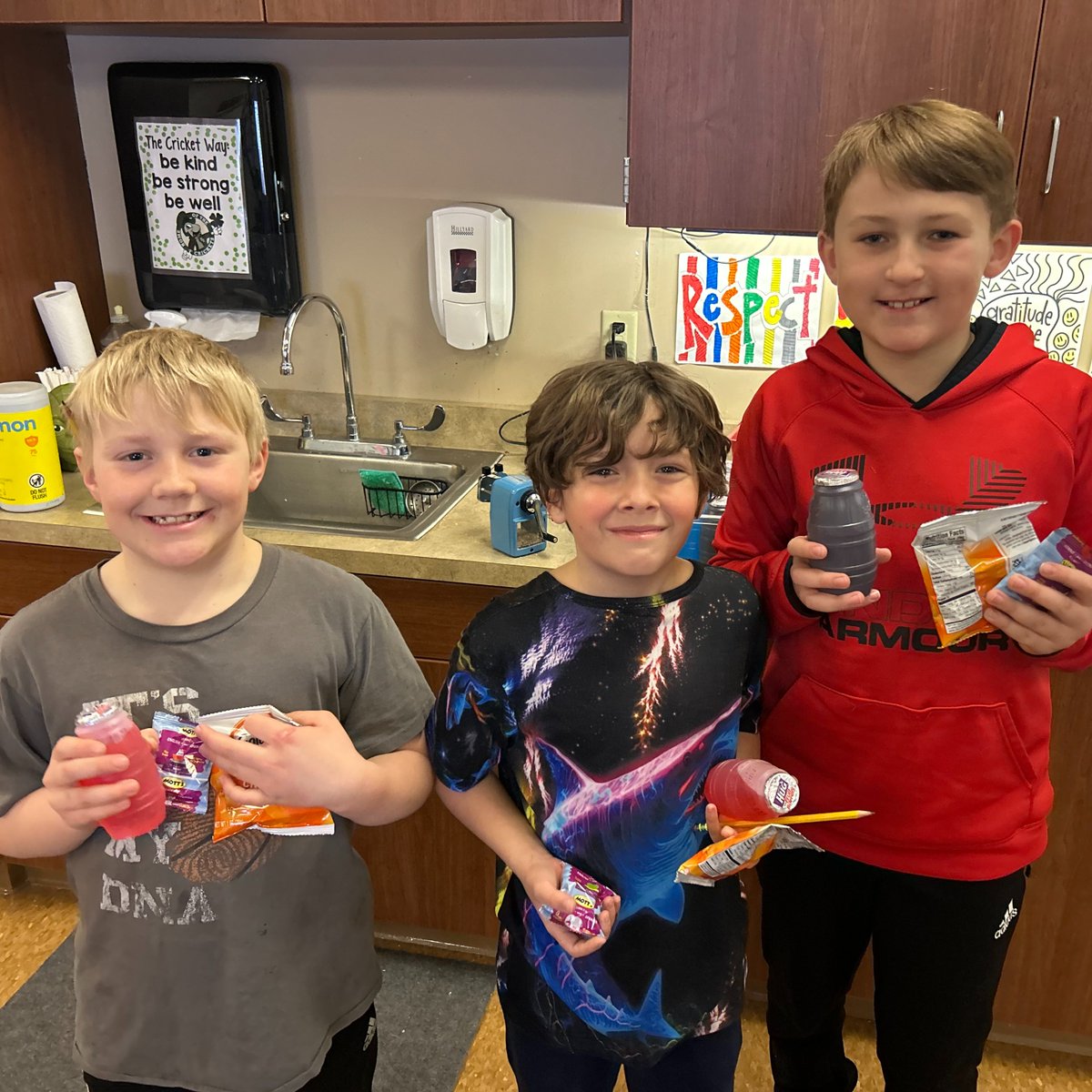 Fall Creek School District tweet media