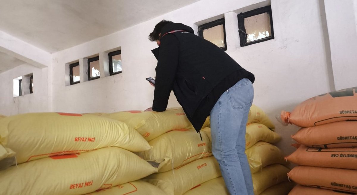 Çorlu
📝Tarımda Kullanılan Gübrelerin

✅Satış 
✅Depo/Bayi yerlerinde

Gübre Takip Sistemi 📲(GTS) ile, 
📰Etiket uygunluğu
🏭Depo ve sevkiyatlar titizlikle denetlenmektedir. 

<a href="/TCTarim/">T.C. Tarım ve Orman Bakanlığı</a>
<a href="/mehmetaksoy1972/">Mehmet Aksoy</a>  
<a href="/IbrahimSat96523/">Ibrahim Satici</a>  
<a href="/Tekirdagtarim/">Tekirdağ İl Tarım ve Orman Müdürlüğü</a>