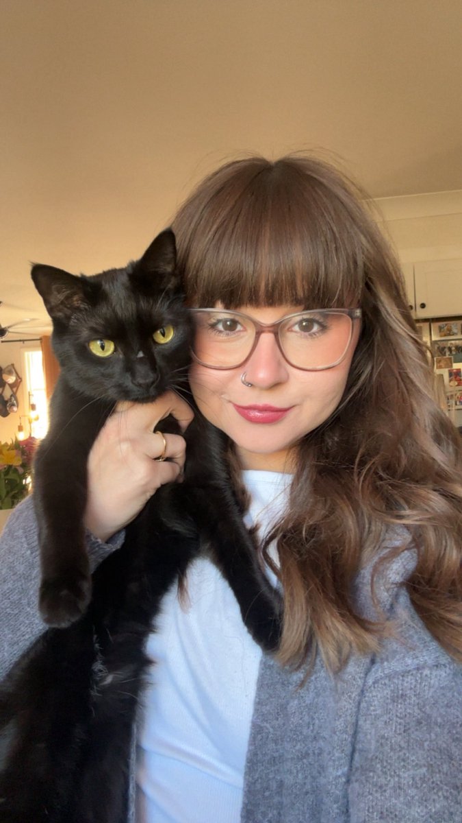Good morning from Salem and me! 🐈‍⬛