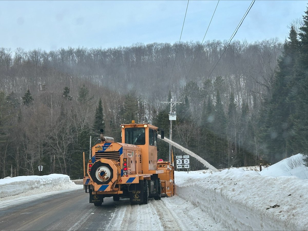 NYSDOTWatertown's tweet photo. North Country Crews were conducting snowblower evaluations along State Route 3 in Cranberry Lake, last week. Our NYSDOT crews are always trained and on the ready no matter the location or type of storm.
#OneDOT https://t.co/J9KQYqcVPk