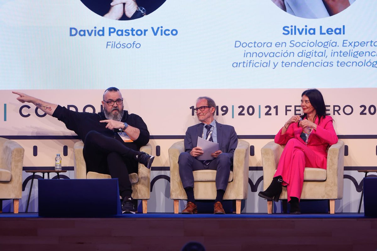 OPC España tweet media