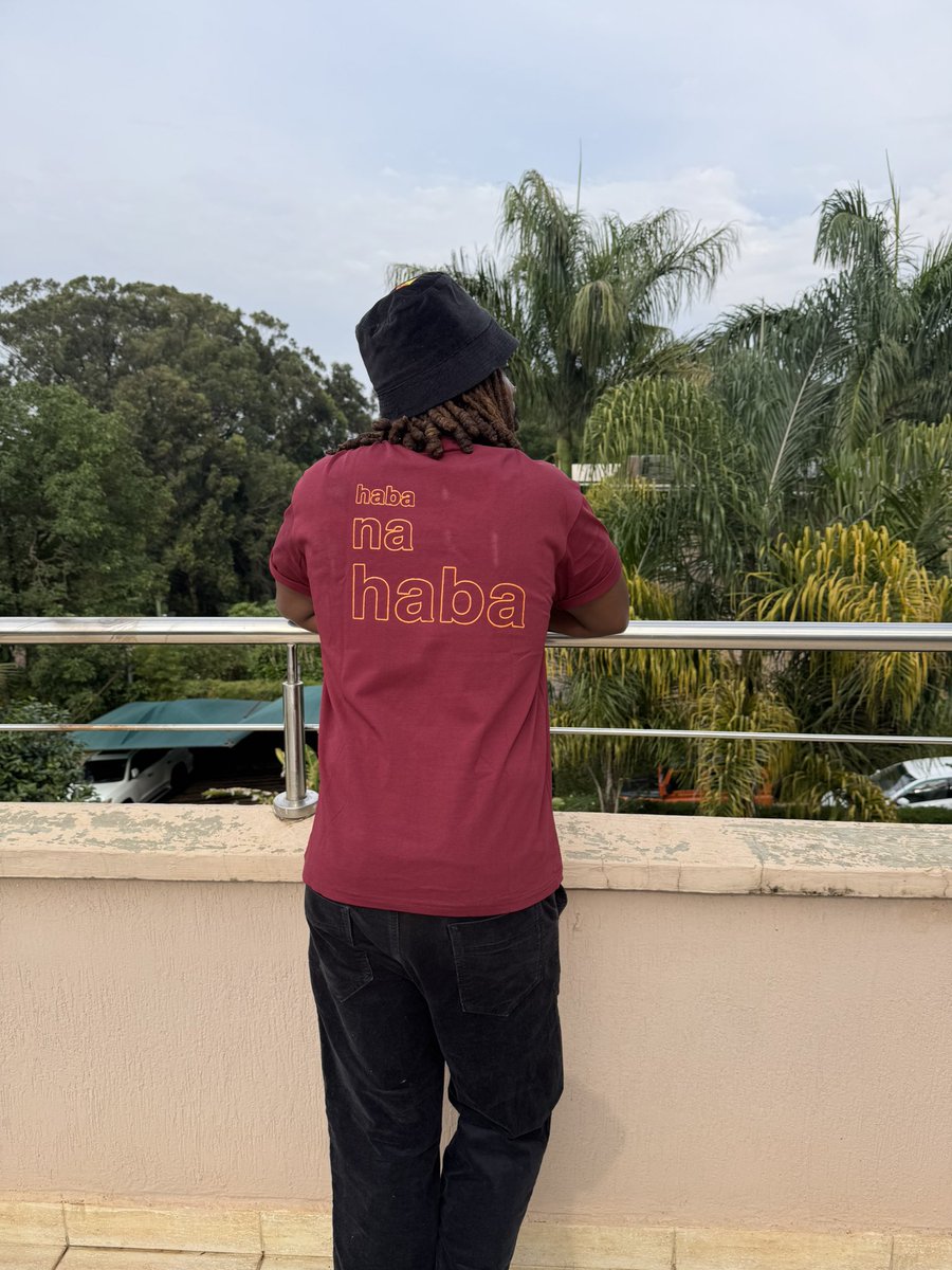 God speaks to us in funny ways man, I saw a water stain at the gym a couple weeks ago and now I have merch - art really in everything 🌞