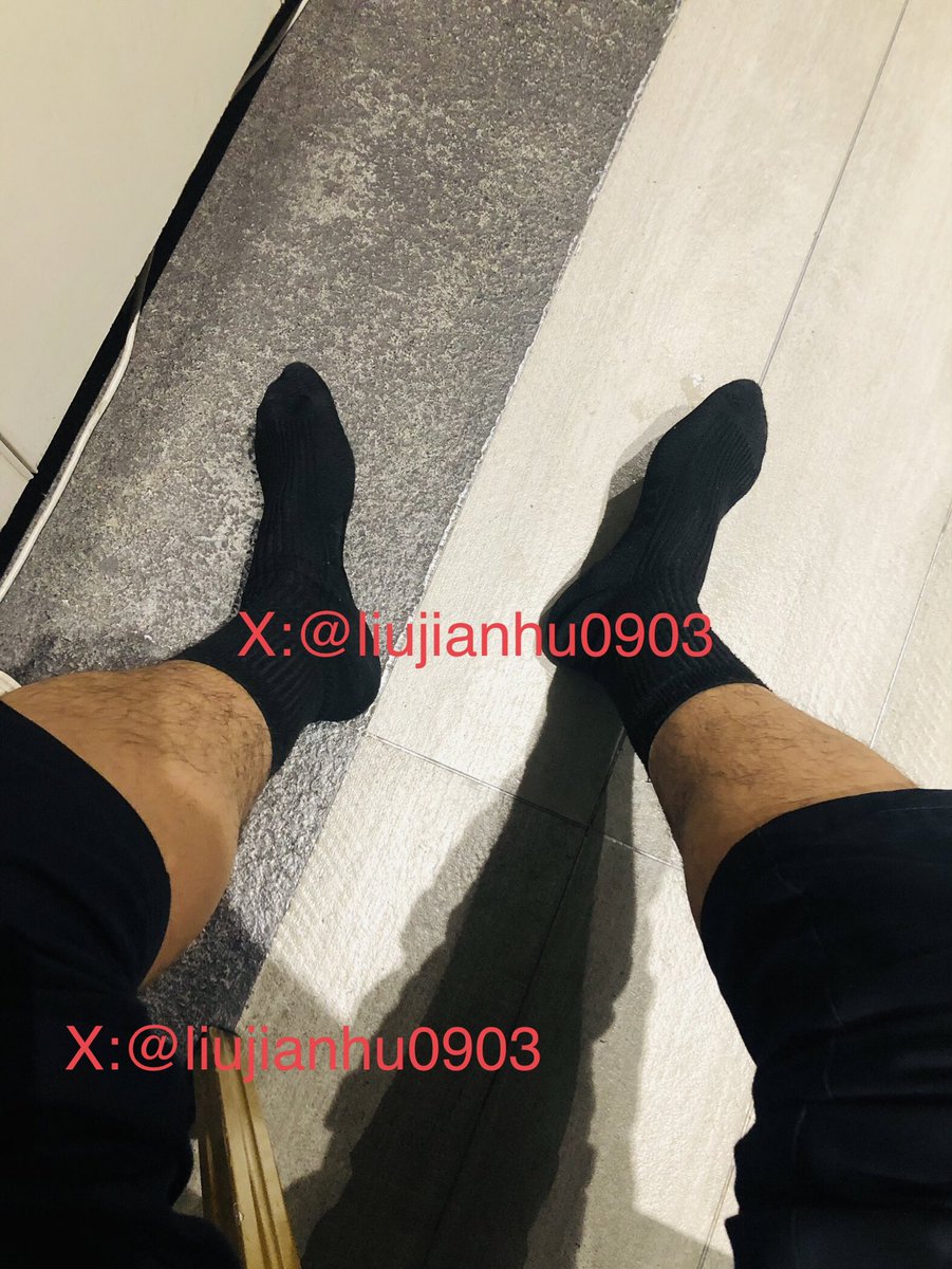 寸头肉壮（认准唯一账号，其他均为冒充） tweet media