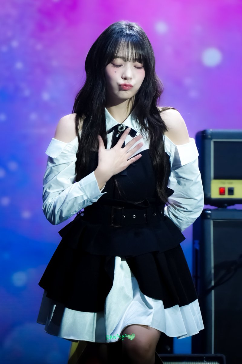 Princess 👸🏼
#QWER
#이시연 #시연 #시요밍 #SIYEON