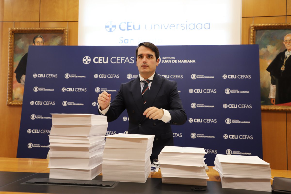 Diego de la Cruz tweet media