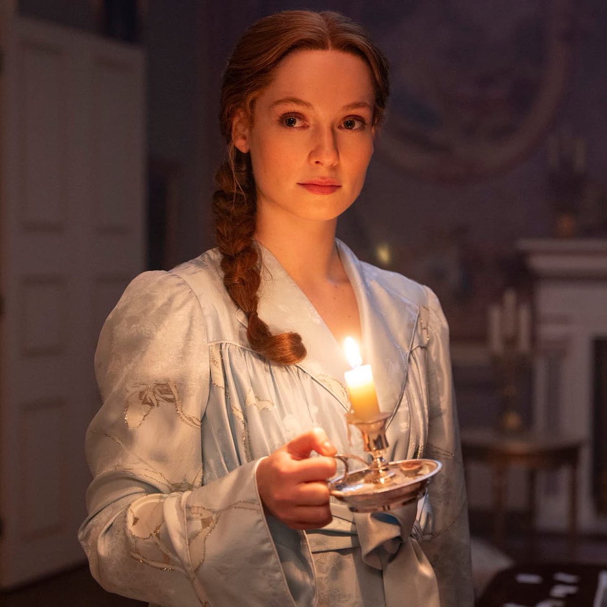 hcsiequake's tweet image. francesca bridgerton core