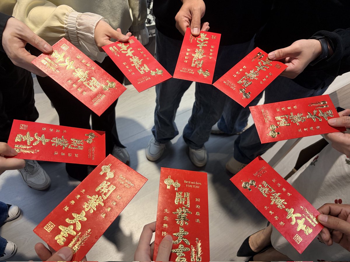 Dlyan Li tweet media