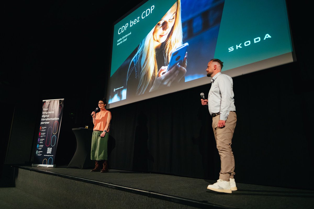 etnetera activate tweet media