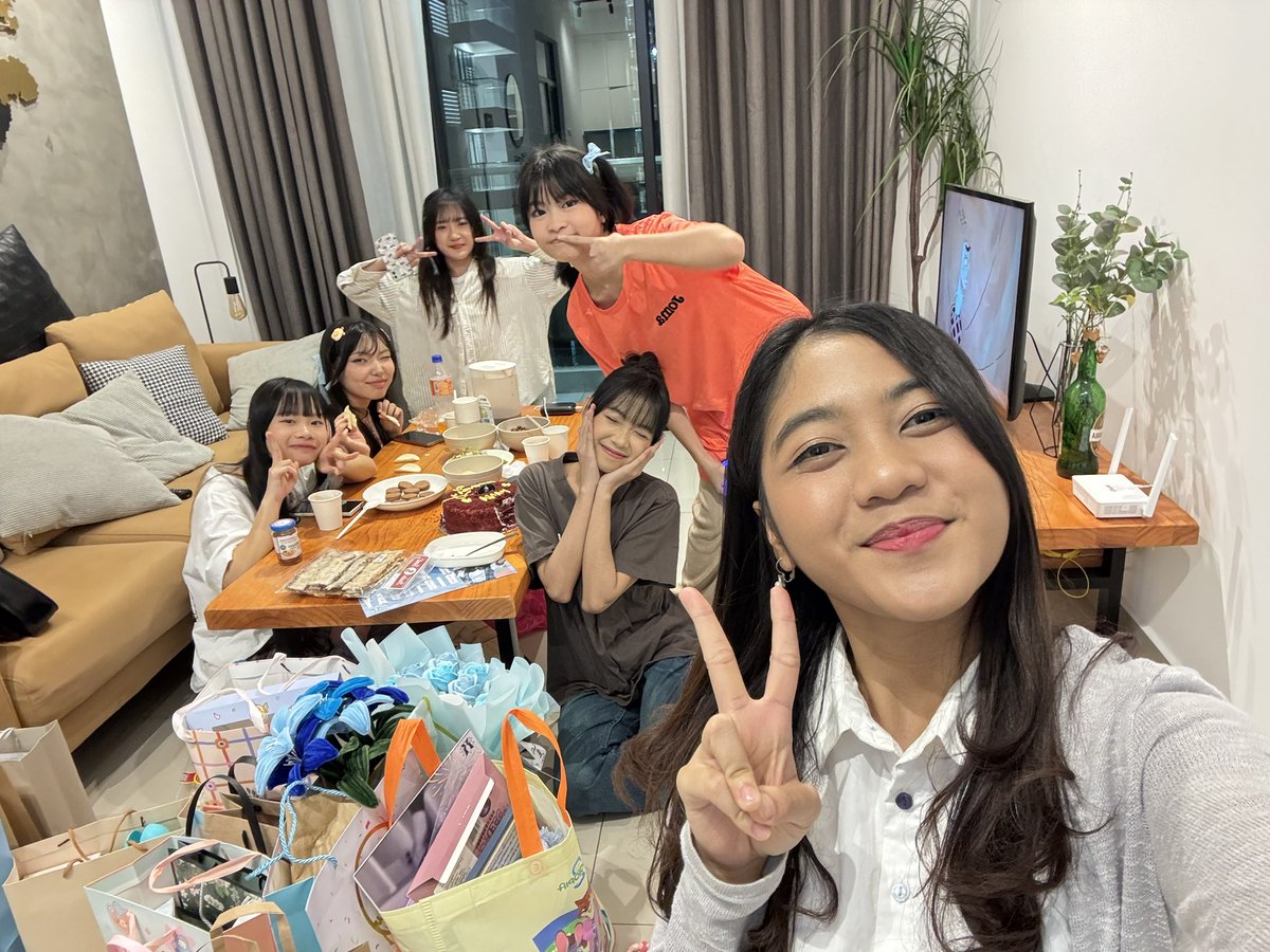 yeaayy~ we join the partyy!!🥳🥳🥳 <a href="/cindy_klp48/">cindy_klp48</a> <a href="/hana_klp48/">hana_klp48</a> <a href="/jocelyna_klp48/">joo ˙𐃷˙</a> <a href="/shuzhen_klp48/">shuzhen_klp48</a> <a href="/aisha_klp48/">Aisha_klp48</a>