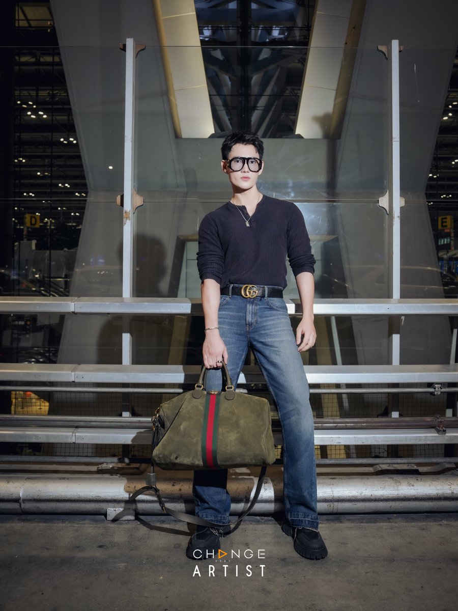 Milano, andiamo ✈️🫶🏻 <a href="/pavelphoom/">pavelphoom</a> 

#MFW2026xPavel
#MilanFashionWeek 
#CHANGEArtist