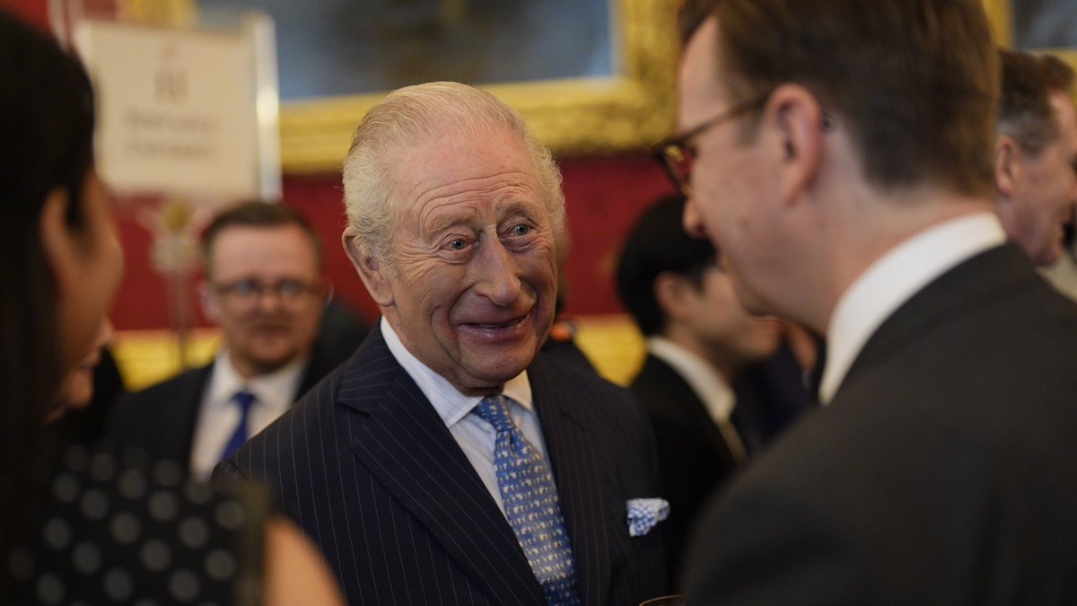 The Royal Family tweet media