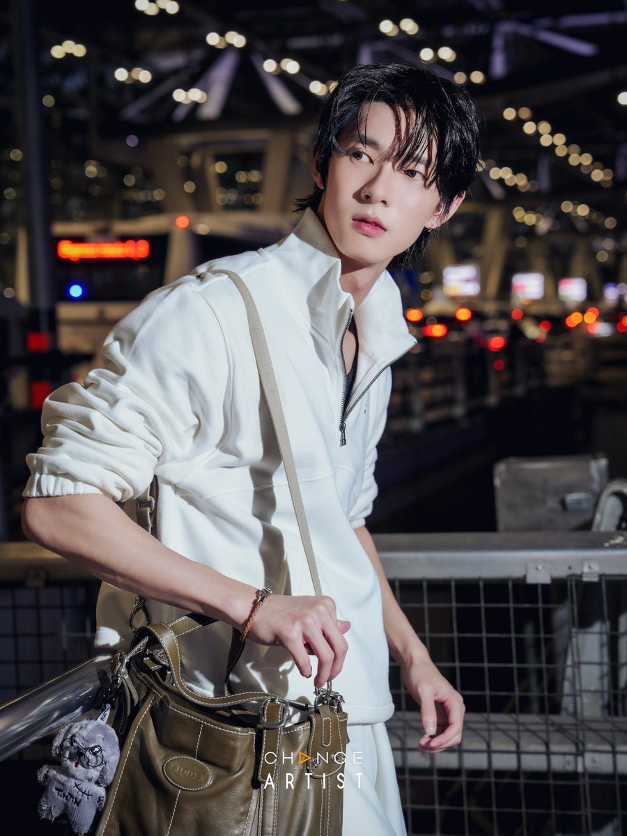 CHANGEARTIST_'s tweet photo. Milano, andiamo ✈️🫶🏻 @ppoohkt 

#MFW2026xPooh
#MilanFashionWeek 
#CHANGEArtist https://t.co/3xJNC9On2y