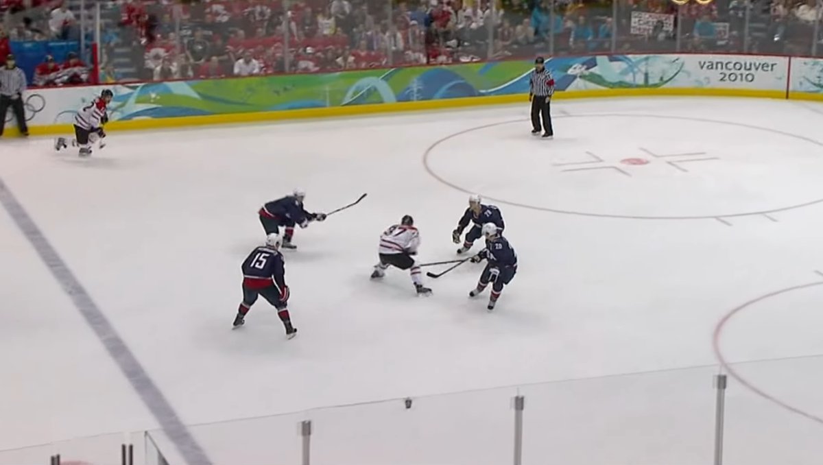 The dumbest hockey fans on X be like:

"Connor McDavid shouldn't be selfish going 1 on 3"