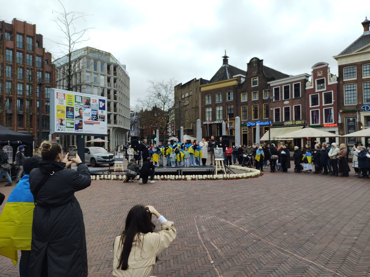 Herdenking van 4 jaar agressie in Ukraine. Mogelijk gemaakt door verraad van de VS.