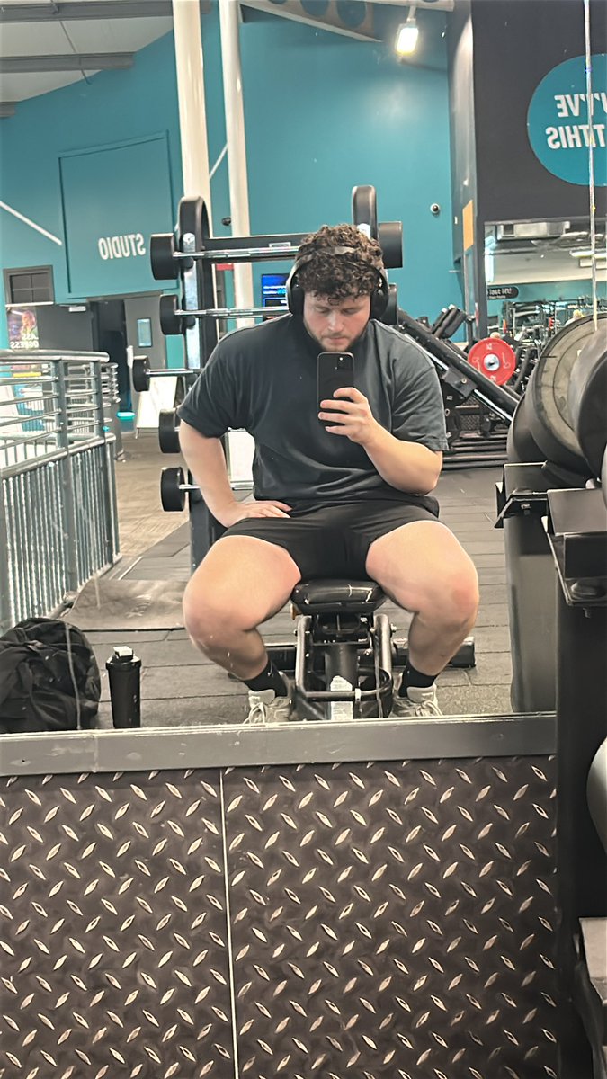 𝕭𝖆𝖗𝖉𝖔 tweet media