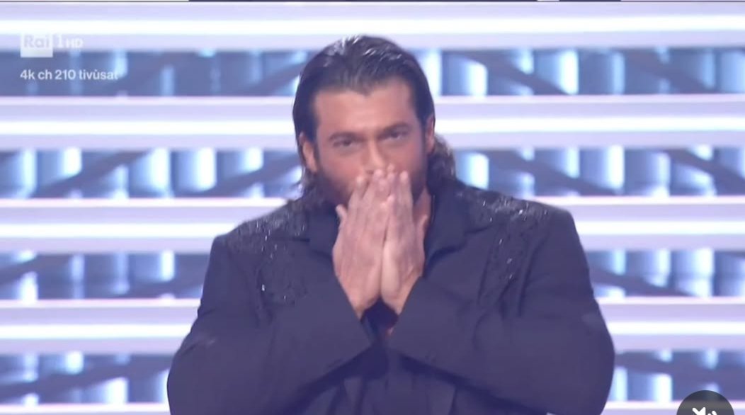 Eccezionale, non ci sono parole è veramente speciale... Grandeee Can , italiano perfetto, hai dimostrato che sei veramente eccezionale 
#CanYaman
#Sanremo2026