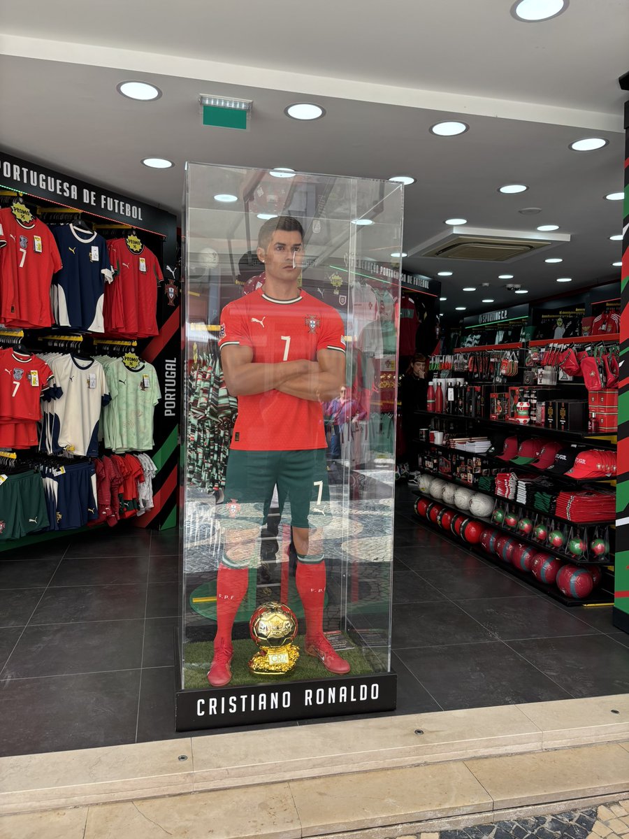 日本の皆さん、おはようございます🇬🇧 先日のポルトガル旅行の際に