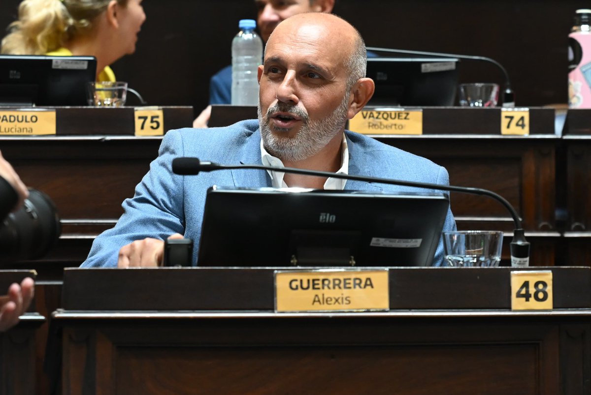 Alexis Guerrera tweet media